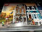 Lego 10270 Boekenwinkel Nieuw in doos!, Kinderen en Baby's, Speelgoed | Duplo en Lego, Ophalen of Verzenden, Nieuw, Complete set