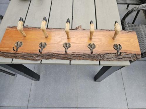 Prachtige antieke boomstam plank met 5 herten poten, jacht, Verzamelen, Dierenverzamelingen, Gebruikt, Overige typen, Hert, Ophalen of Verzenden