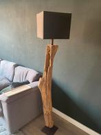 Mooie houten lamp, Huis en Inrichting, Lampen | Vloerlampen, Ophalen, Zo goed als nieuw, Hout, Minder dan 100 cm