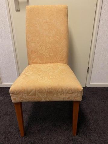 Set van 6 keurige goedzittende stoelen aangeboden beschikbaar voor biedingen