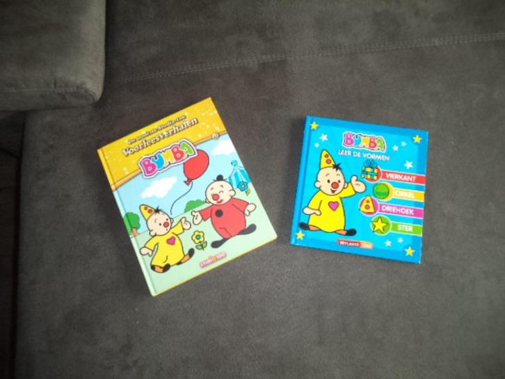 Studio 100 Bumba voorleesverhalen / Bumba leer de vormen, Boeken, Kinderboeken | Baby's en Peuters, Zo goed als nieuw, 2 tot 3 jaar