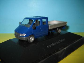 Transporter  MERCEDES Sprinter met laadbakje  Herpa beschikbaar voor biedingen