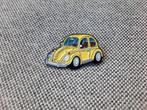 1 mooie pin van een gele Volkswagen Kever / Beetle te koop, Verzamelen, Speldjes, Pins en Buttons, Ophalen of Verzenden, Nieuw