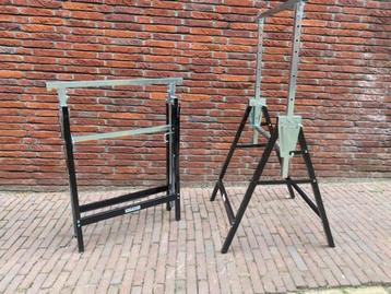 2 schragen beschikbaar voor biedingen