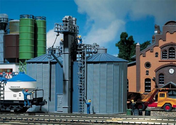 Faller : Dubbele silo's NIEUW, Hobby en Vrije tijd, Modeltreinen | H0, Nieuw, Brug, Tunnel of Gebouw, Gelijkstroom of Wisselstroom