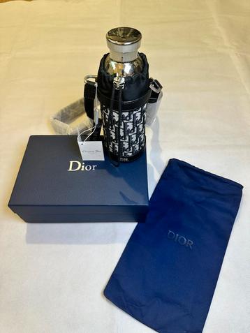 Dior Waterfles Nieuw beschikbaar voor biedingen