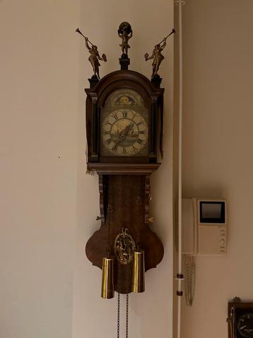 Prachtige Antieke Friese Staartklok beschikbaar voor biedingen