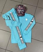 Trainingspak maat 128, Ophalen of Verzenden, Zo goed als nieuw, Jongen of Meisje, Sport- of Zwemkleding