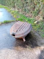 Oude gietijzeren kolenbak, Ophalen