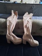 Beige velvet over de knie laarzen met plateau maat 36, Ophalen of Verzenden, Zo goed als nieuw, Beige, Hoge laarzen