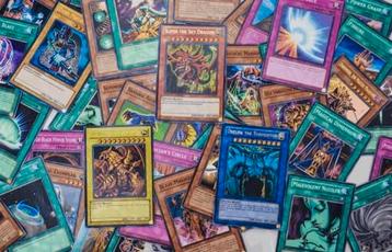 Oude diverse Yu-gi-Oh kaarten 1996 o.a. 1st edition & holo beschikbaar voor biedingen