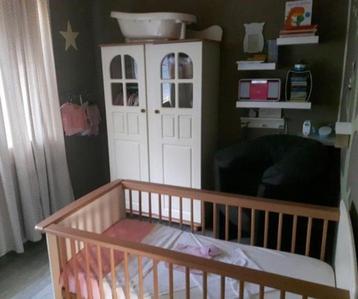 Ledikant, kast en Commode beschikbaar voor biedingen