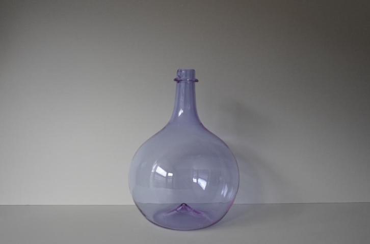 Kristel Bollen lila klewijnkruik glas Bollenglass glas, Huis en Inrichting, Woonaccessoires | Vazen, Zo goed als nieuw, Overige kleuren