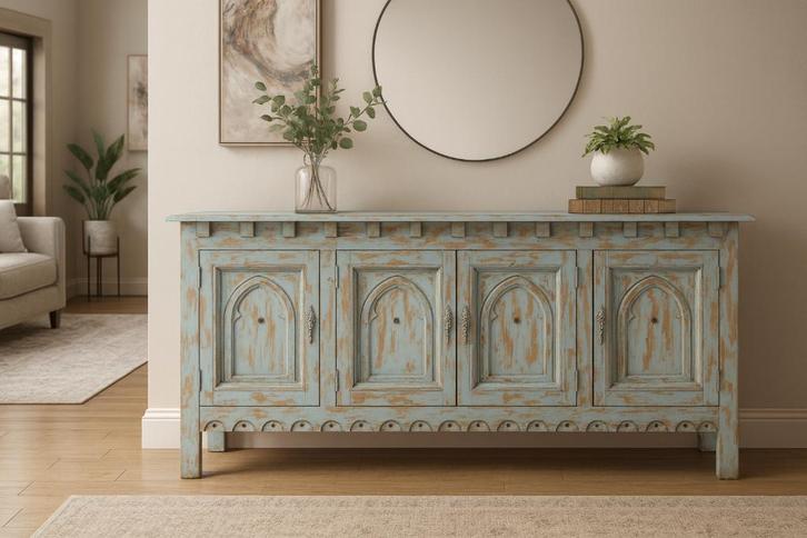 Mooi dressoir, Huis en Inrichting, Kasten | Dressoirs, Zo goed als nieuw, 200 cm of meer, 50 tot 75 cm, Met deur(en), Met plank(en)