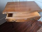 Te koop brocante tafeltje  met gedraaide poten, Ophalen of Verzenden, 70 cm of meer, Hout, 65 cm of meer