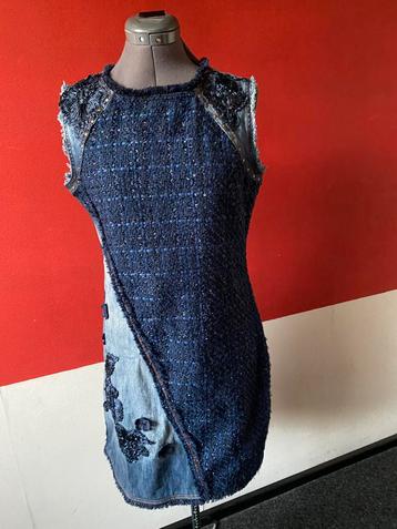 Desigual jurkje met jeans en borduur maat 42 .NIEUW beschikbaar voor biedingen