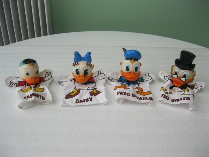 Famosa: Lot van 4 Disney handpoppen, Verzamelen, Disney, Gebruikt, Beeldje of Figuurtje, Donald Duck, Ophalen of Verzenden
