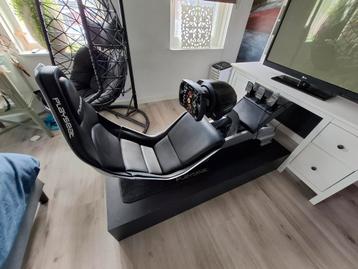 Playseat met T300 wheellbase en Ferrari stuur add on beschikbaar voor biedingen