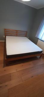 Ikea bed en matras te verkopen, Huis en Inrichting, Ophalen, Overige kleuren, Tweepersoons, Hout
