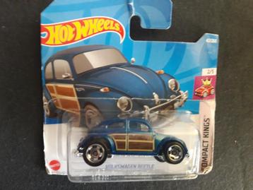 Hotwheels Volkswagen Beetle blauw, nieuw in blister op kaart beschikbaar voor biedingen