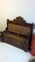 Antiek eiken kerkbankje met opbergklep. Halbankje., Antiek en Kunst, Ophalen of Verzenden
