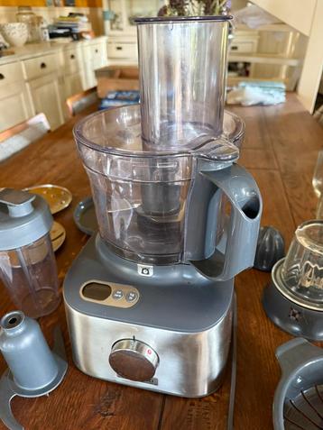 Kenwood FDM31 keukenmachine beschikbaar voor biedingen