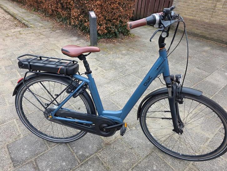 Elektrische damesfiets QWIC TREND middenmotor Bafang

Dames, Fietsen en Brommers, Elektrische fietsen, Zo goed als nieuw, Overige merken