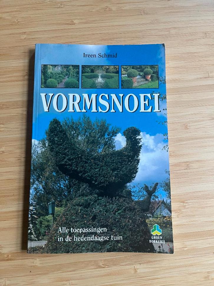 Vormsnoei Ireen Schmid, Boeken, Wonen en Tuinieren, Gelezen, Tuinieren en Tuinplanten, Ophalen of Verzenden