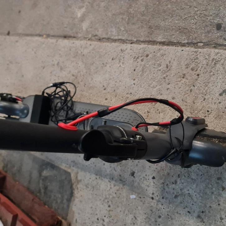 Step electrische., Fietsen en Brommers, Steps, Gebruikt, Elektrische step (E-scooter), Ophalen