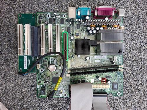 moederboard hp/compaq, Computers en Software, Moederborden, Gebruikt, Ophalen of Verzenden