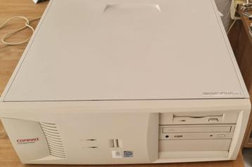 Compaq desktop computer pentium 2 vintage beschikbaar voor biedingen