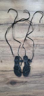 Zwarte sandalen om te strikken van het merk Vero Moda, Kleding | Dames, Schoenen, Vero Moda, Zwart, Zo goed als nieuw, Sandalen of Muiltjes