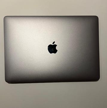 MacBook Pro 2017 i5 256GB SSD 16GB RAM Seqouia & Office 2024 beschikbaar voor biedingen