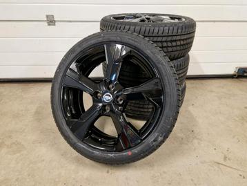 17" originele Nissan Micra velgen + zomerbanden beschikbaar voor biedingen