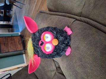 Furby  te koop. beschikbaar voor biedingen