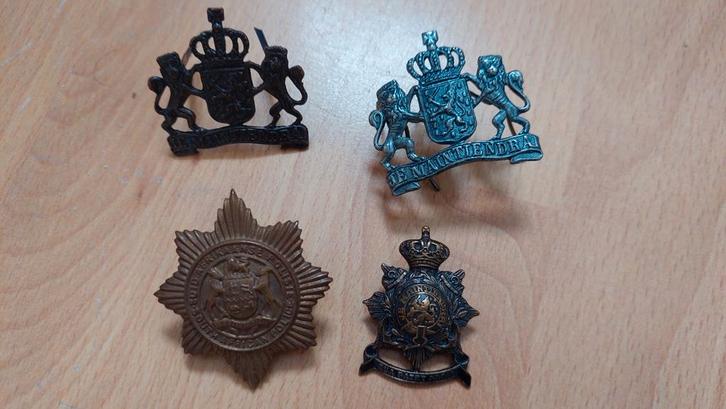 Veel militaire dingen., Verzamelen, Militaria | Algemeen, Ophalen of Verzenden