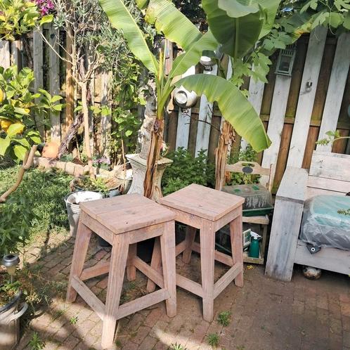 Set van 2 Zeer goede kwaliteit Steigerhouten Barkrukken, Huis en Inrichting, Barkrukken, Gebruikt, 60 tot 90 cm, Hout, 2 krukken