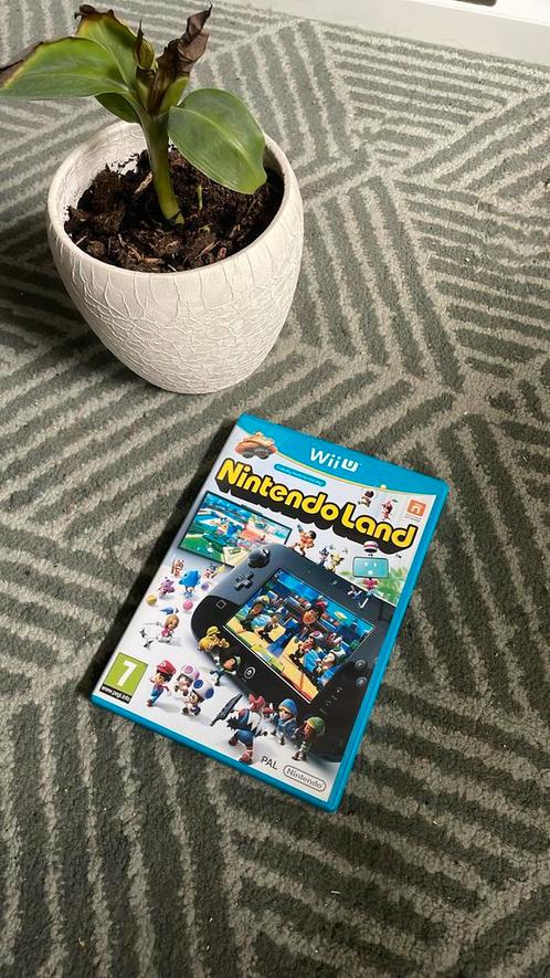 WiiU Nintendoland, Spelcomputers en Games, Games | Nintendo Wii U, Zo goed als nieuw, 3 spelers of meer, Vanaf 3 jaar, Ophalen of Verzenden