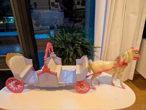 Barbie koets, Kinderen en Baby's, Speelgoed | Poppen, Gebruikt, Barbie, Ophalen of Verzenden