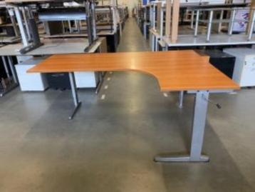 Aspa Hoekbureau met slinger 200x140/80xH62-86 cm, 16 stuks - afbeelding 1