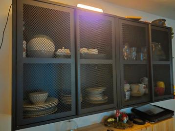 Ivar metalen wand kast ikea 80 x 82 x 30 (2 stuks) - afbeelding 2