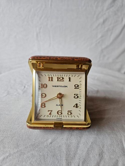 Vintage Westclox Reiswekker met Etui, Antiek en Kunst, Antiek | Klokken, Ophalen of Verzenden