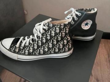 Converse Allstars customize beschikbaar voor biedingen