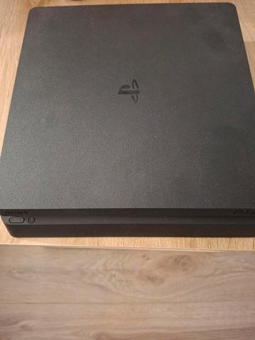 PlayStation 4 Slim Console beschikbaar voor biedingen