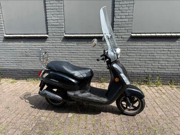 SYM FIDDLE 2 SNOR 4 TAKT 1 EIGENAAR BOUWJAAR 2018 OPKNAP! beschikbaar voor biedingen
