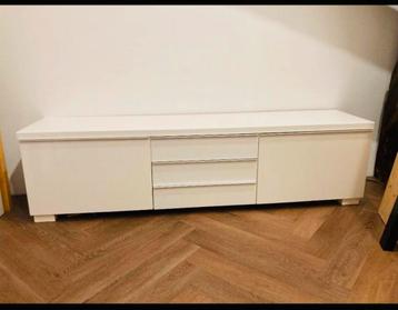 IKEA besta tv meubel zo goed als nieuw 