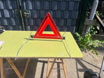 Gevarendriehoek 40x40 Sawary beschikbaar voor biedingen