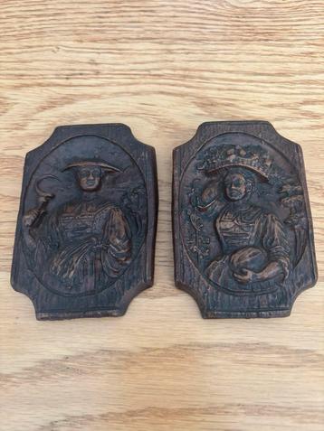 twee afbeeldingen van de seizoenen beschikbaar voor biedingen