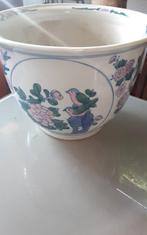 Chinees porselein pot op porselein staander, Antiek en Kunst, Antiek | Porselein, Ophalen of Verzenden