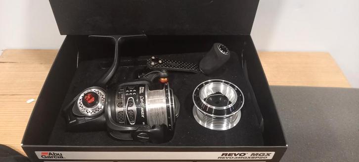 ABU Garcia Revo 3 MGX SP20, Watersport en Boten, Hengelsport | Roofvissen, Nieuw, Molen, Ophalen of Verzenden